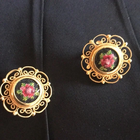 Vintage La France bags with earrings - Picture 2 of 7